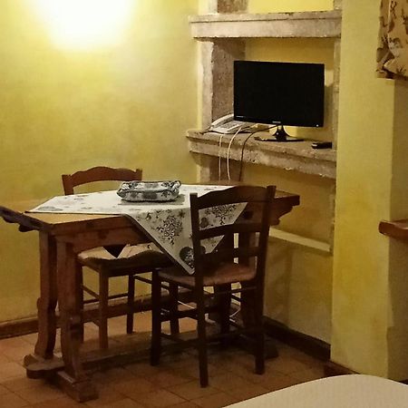 דירות רוקרזו Residenza Dei Maestri מראה חיצוני תמונה