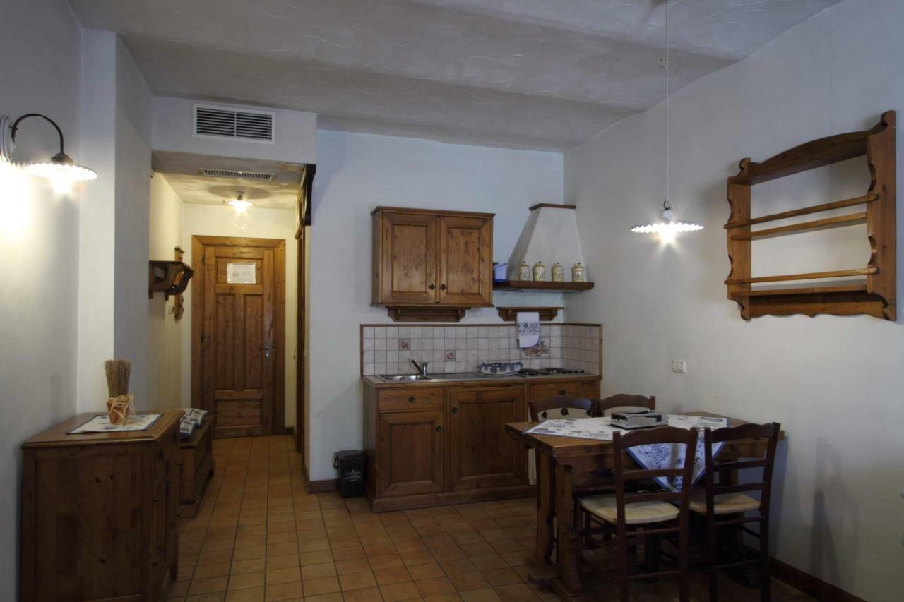 דירות רוקרזו Residenza Dei Maestri מראה חיצוני תמונה